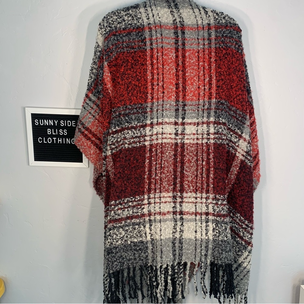 Woolrich Plaid Soft Fringe Shawl Blanket Wrap Poncho One Size *NWTS* Cozy - Picture 5 of 6